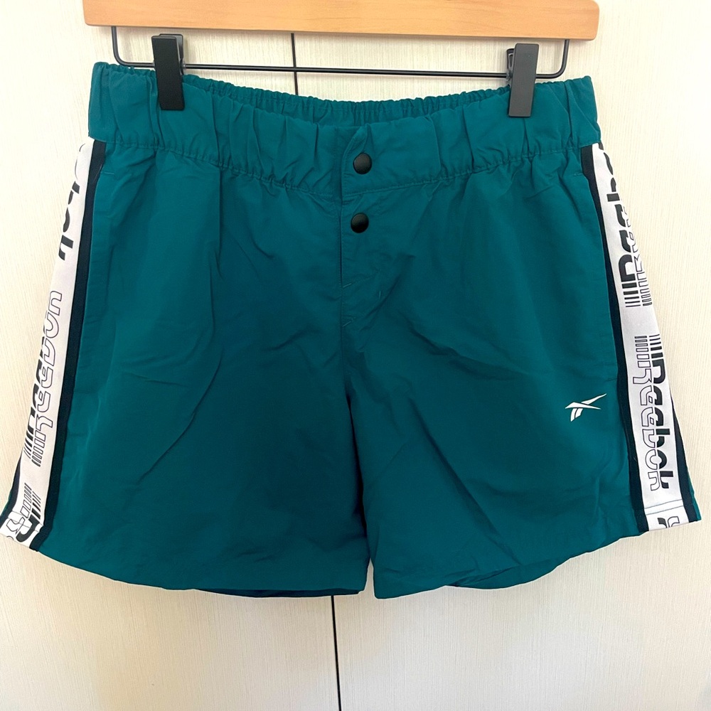 Vintage Reebok Athletic Shorts - Men’s Medium